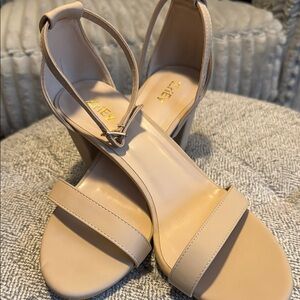 Elegant Tan Heeled Sandals